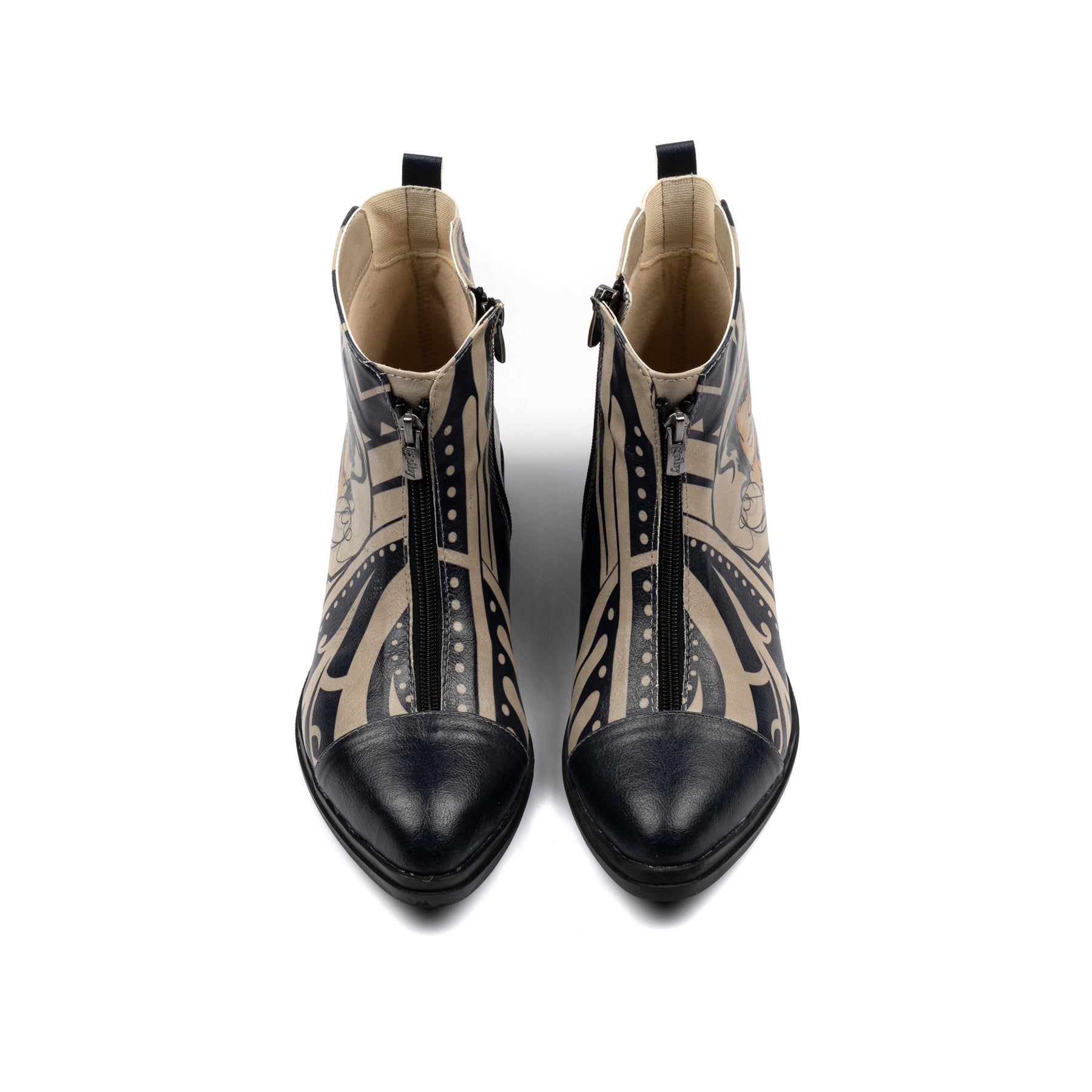 Mädchen mit einer Perle 